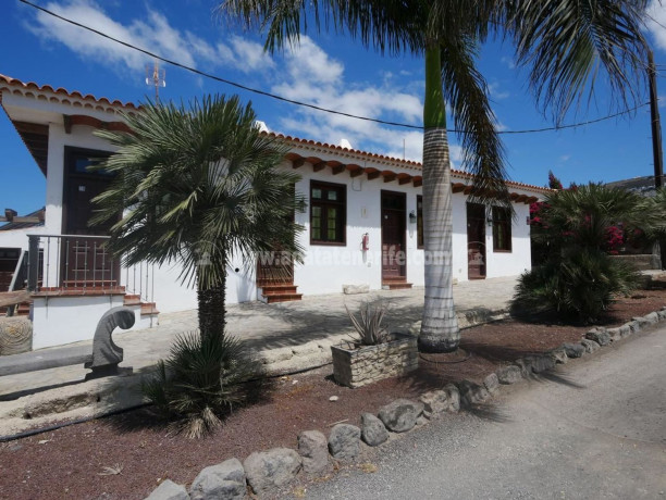 casa-o-chalet-independiente-en-venta-en-playa-paraiso-big-1