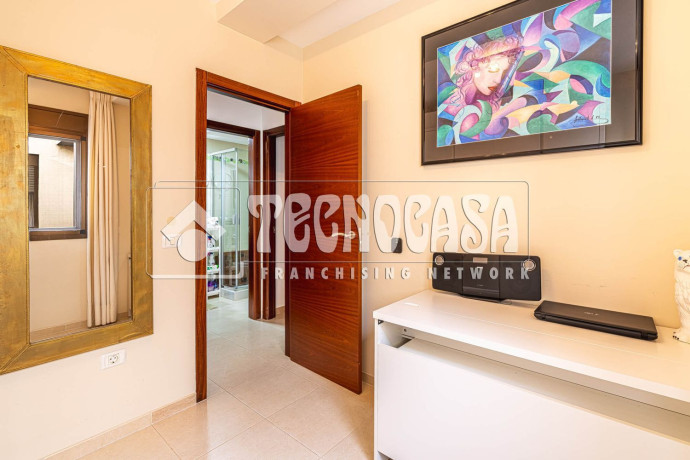 chalet-adosado-en-venta-en-calle-chimbesque-big-27