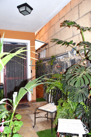 casa-o-chalet-independiente-en-venta-en-calle-labrusca-6-big-24