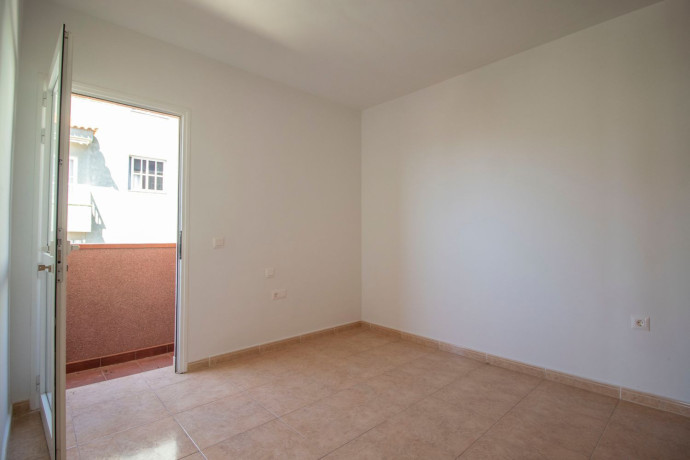 piso-en-venta-en-calle-hornija-1-big-6