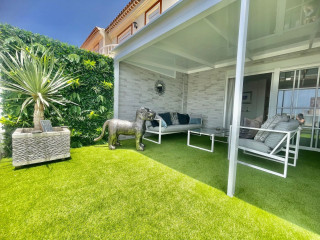 Chalet adosado en venta en calle la Punta