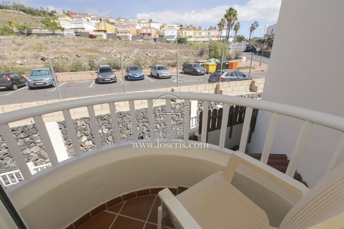 chalet-adosado-en-venta-en-las-vistas-aguilas-del-teide-arona-253-big-15