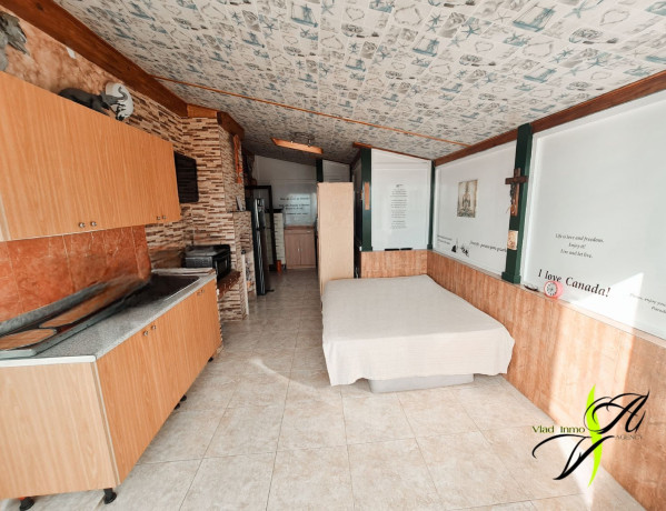 chalet-adosado-en-venta-en-calle-catalunya-4-big-24