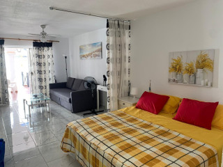 Estudio en venta en C. Sta. Rosa, 38650 Los Cristianos, Santa Cruz de Tenerife s/n