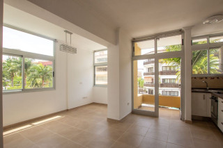 Estudio en venta en avenida Familia de Betancourt y Molina