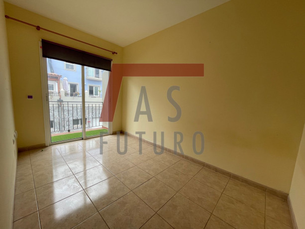 chalet-adosado-en-venta-en-canarios-big-21