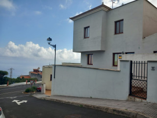 Chalet pareado en venta en calle Real, 80 a