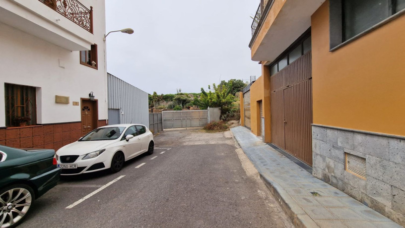 chalet-adosado-en-venta-en-calle-vinatigo-big-2