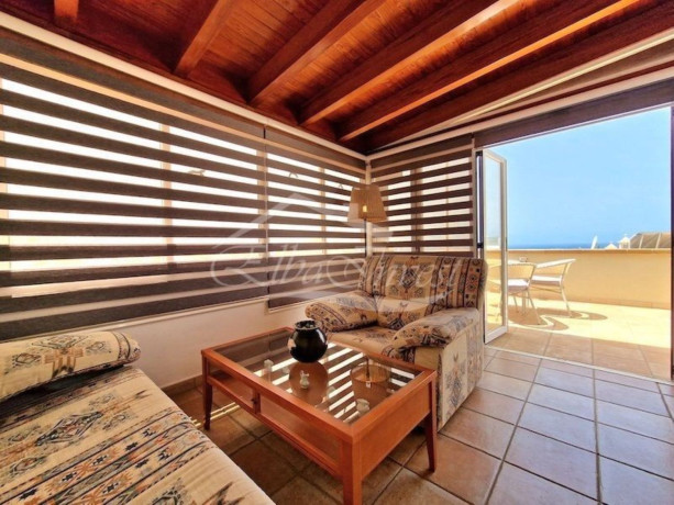 casa-o-chalet-independiente-en-venta-en-playa-del-duque-big-25