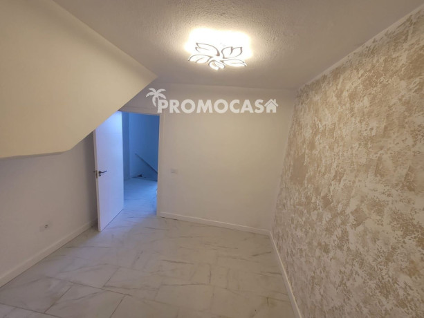 chalet-adosado-en-venta-en-los-menores-big-21