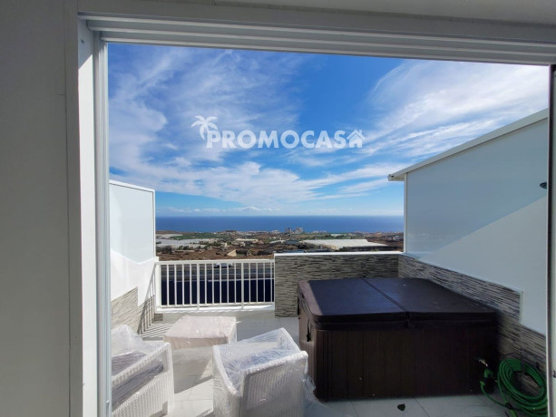 chalet-adosado-en-venta-en-los-menores-big-7