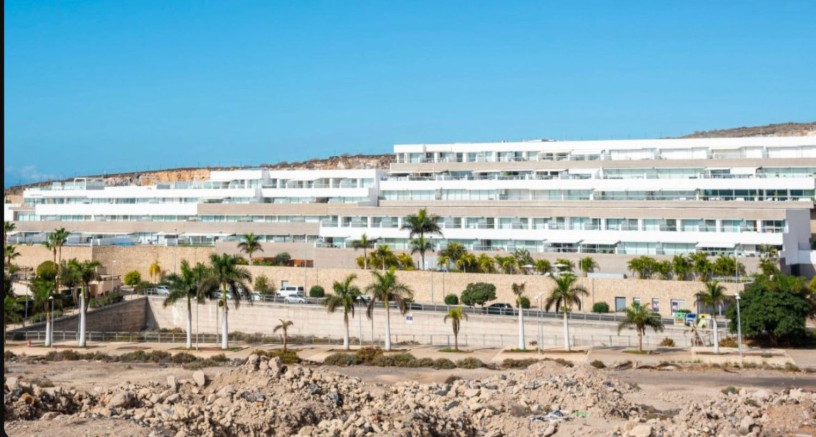 duplex-en-venta-en-c-playa-de-diego-hernandez-10-big-1