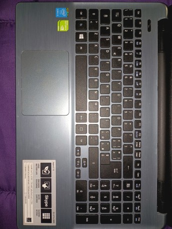 se-vende-portatil-acer-italiano-big-6