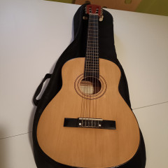 Guitarra infantil