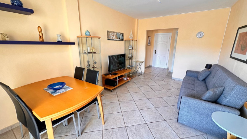 piso-en-venta-en-c-reykjavik-22-38679-costa-adeje-santa-cruz-de-tenerife-espana-sn-big-5