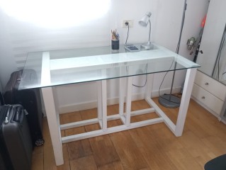 Mesa escritorio de cristal, color blanco