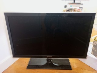 Televisor LED Samsung de 32'' Full HD 1080p