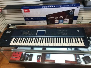 Korg Triton Extreme 76 Music Synthesizer Keyboard Workstation