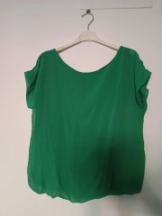 Blusa verde elegante