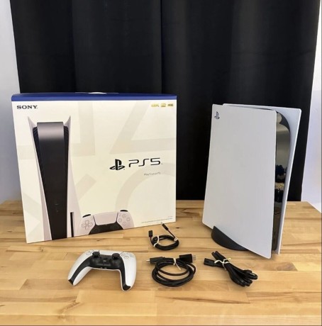 sony-playstation-ps5-pro-console-sony-ps5-slim-sony-ps5-pro-30th-anniversary-limited-edition-apple-iphone-16-pro-max-iphone-16-pro-iphone-16-big-8