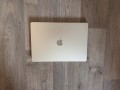 macbook-air-15-inch-m2-2023-8-gb-512-gb-blanco-estrella-small-3