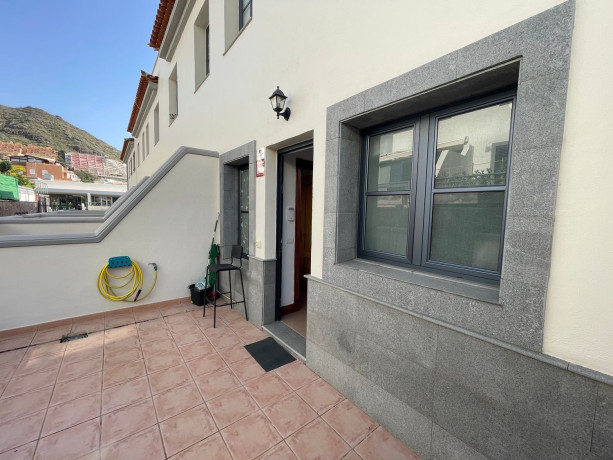 chalet-adosado-en-venta-en-calle-el-vinatigo-13-big-3