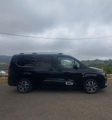 Citroen Berlingo XL Blue hdi 100 ss shine 7p