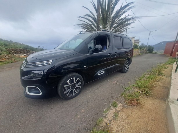 citroen-berlingo-xl-blue-hdi-100-ss-shine-7p-big-2