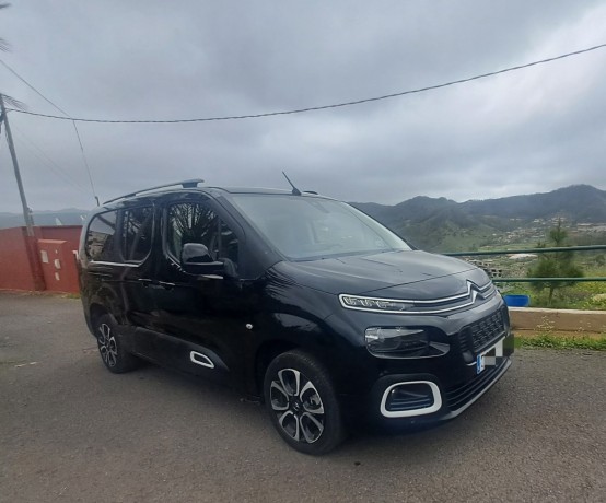 citroen-berlingo-xl-blue-hdi-100-ss-shine-7p-big-1