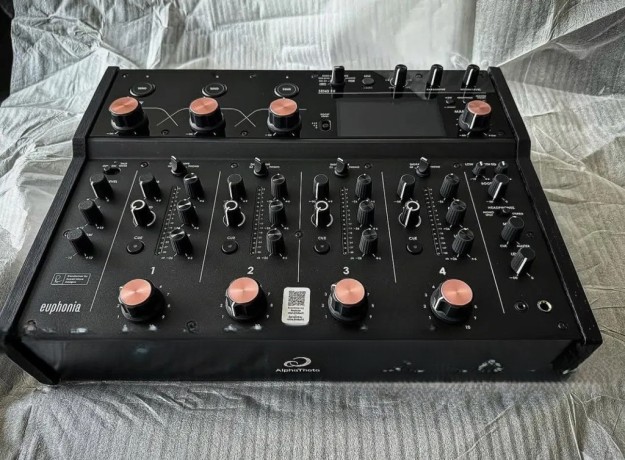 pioneer-cdj-3000-pioneer-dj-djm-a9-alphatheta-euphonia-pioneer-cdj-2000nxs2-pioneer-djm-900nxs2-pioneer-dj-djm-v10-lf-pioneer-dj-djm-s11-big-3