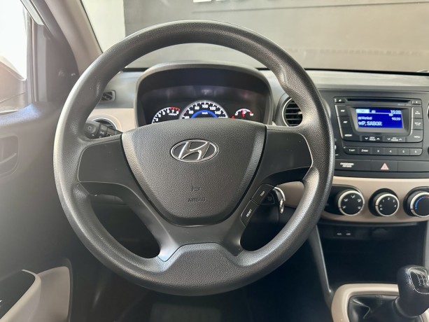 hyundai-i10-10-go-big-12
