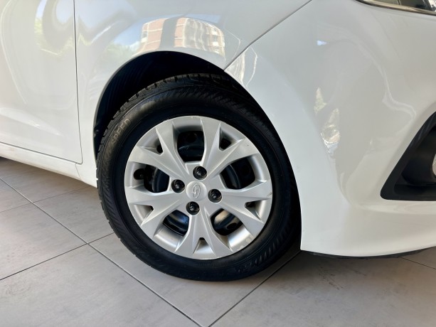 hyundai-i10-10-go-big-1