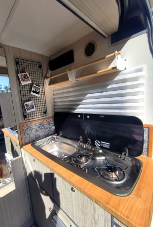 espaciosa-camper-iveco-daily-l2h2-big-2