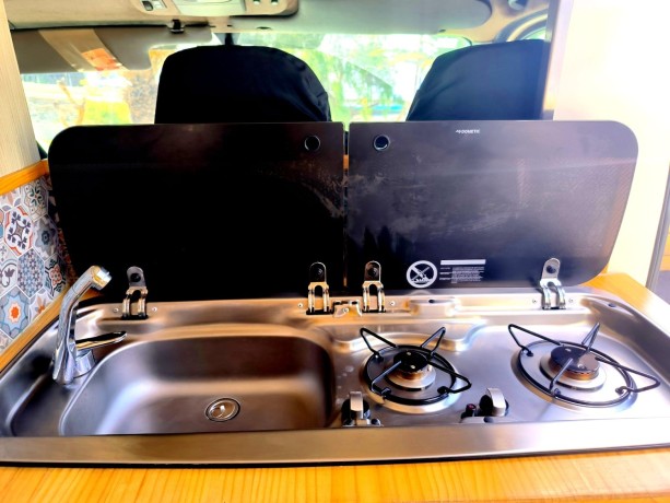 espaciosa-camper-iveco-daily-l2h2-big-4