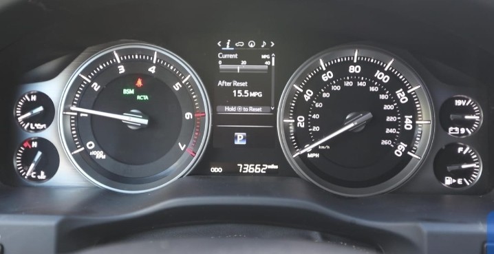 2020-toyota-land-cruiser-big-4