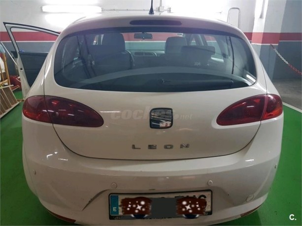 leon-19-tdi-de-segunda-mano-en-tenerife-provincia-big-2