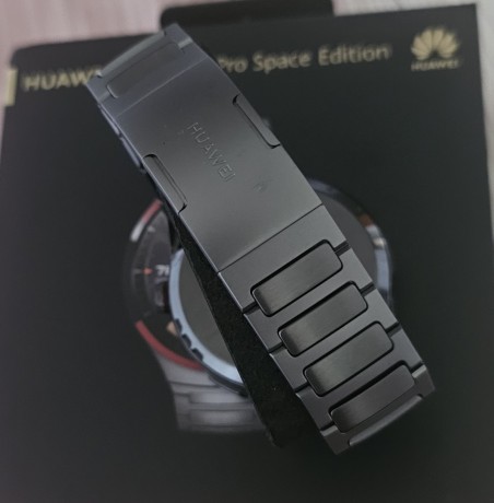 huawei-watch-4-pro-space-edition-big-1