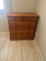 Conjunto dormitorio en madera rústica