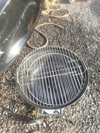 barbacoa-portatil-con-2-ruedas-big-1