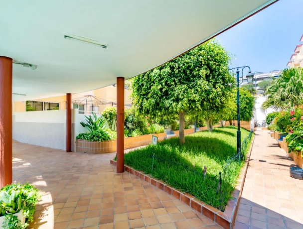piso-en-venta-en-avenida-juan-carlos-i-big-4