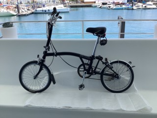 Bicicleta plegable modelo brompton poco uso