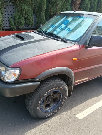 nissan-terrano-27-tdi-big-4