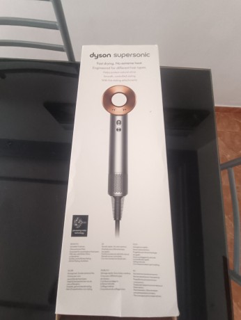 dyson-supersonic-hair-dryer-anthracite-big-4