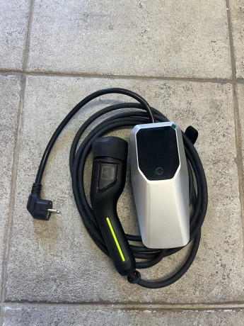 cargador-de-coche-electrico-big-0