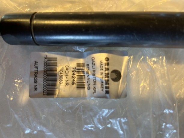piston-gas-spring-butaca-grammer-104-80-80-big-1