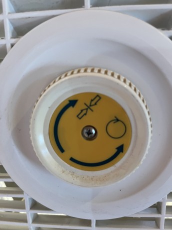 ventilador-de-mesa-con-3-velocidaes-interruptor-temporizador-chorro-de-aire-giratorio-big-1