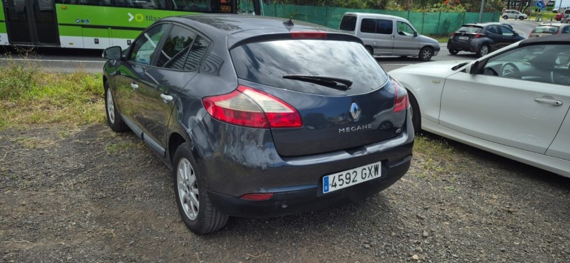 renault-megane-big-4
