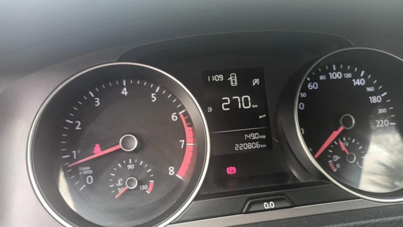 volkswagen-golf-big-7