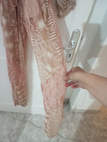 mono-encaje-transparente-big-5