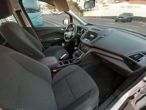 ford-c-max-big-10